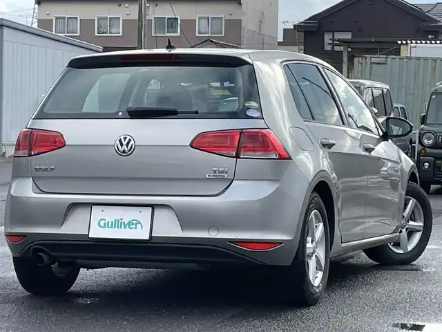 フォルクスワーゲン ゴルフ TSI コンフォートライン BM 道央・札幌 2014(平26)年 11.9万km タングステンシルバーメタリック 純正メーカーナビ/CD/DVD/BT/クルーズコントロール/バックカメラ/ビルトインETC/ドライブレコーダー/アイドリングストップ/ステアリングリモコン/パドルシフト/電動パーキング/オートブレーキホールド/MTモード付AT/リモコンキー/HIDヘッドライト/オートライト/フォグランプ/電動格納ミラー/ヒーテッドドアミラー/ウィンカーミラー/フロアマット/スペアキー/純正AW付き夏タイヤ積込/205/55/R16/2019年/山2mm