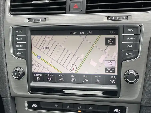 フォルクスワーゲン ゴルフ TSI コンフォートライン BM 道央・札幌 2014(平26)年 11.9万km タングステンシルバーメタリック 純正メーカーナビ/CD/DVD/BT/クルーズコントロール/バックカメラ/ビルトインETC/ドライブレコーダー/アイドリングストップ/ステアリングリモコン/パドルシフト/電動パーキング/オートブレーキホールド/MTモード付AT/リモコンキー/HIDヘッドライト/オートライト/フォグランプ/電動格納ミラー/ヒーテッドドアミラー/ウィンカーミラー/フロアマット/スペアキー/純正AW付き夏タイヤ積込/205/55/R16/2019年/山2mm