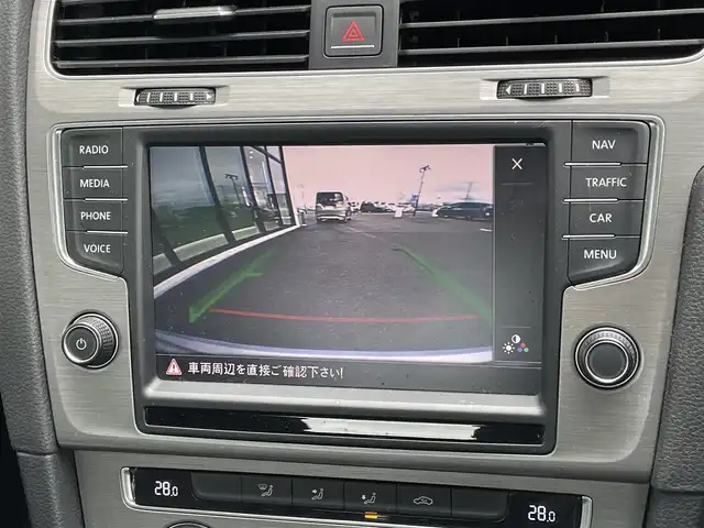 フォルクスワーゲン ゴルフ TSI コンフォートライン BM 道央・札幌 2014(平26)年 11.9万km タングステンシルバーメタリック 純正メーカーナビ/CD/DVD/BT/クルーズコントロール/バックカメラ/ビルトインETC/ドライブレコーダー/アイドリングストップ/ステアリングリモコン/パドルシフト/電動パーキング/オートブレーキホールド/MTモード付AT/リモコンキー/HIDヘッドライト/オートライト/フォグランプ/電動格納ミラー/ヒーテッドドアミラー/ウィンカーミラー/フロアマット/スペアキー/純正AW付き夏タイヤ積込/205/55/R16/2019年/山2mm