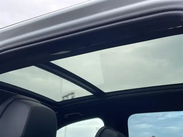 ＢＭＷ ＢＭＷ Ｘ５ xDrive 45e Mスポーツ 東京都 2023(令5)年 11.2万km ミネラルホワイト ・法人ワンオーナー/・エアササスペンション/・プッシュスタート/・パノラマサンルーフ/・インテリジェントセーフティ/・注意喚起アシスタント/・ステアリングアシスト/・PDC自動起動/・アクティブPDC緊急ブレーキ/・パーキングアシスト/・ハイビームアシスト/・クルーズコントロール(追従式)/・本革シート/・前席パワーシート/・全席シートヒーター/・純正メモリナビ/【Bluetooth・USB・AppleCarPlay】/・フルセグTV/・全方位カメラ/・ETC/・ワイヤレス充電/・ドライブレコーダー(前後録画)/・レーダー探知機/・パワーバックドア/・LEDヘッドランプ/・純正マット