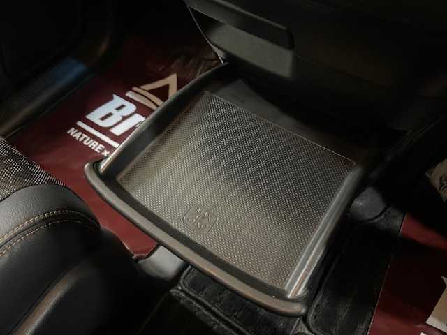 ホンダ フリード＋ クロスター ホンダセンシング 道央・札幌 2021(令3)年 5.4万km プラチナホワイトパール ４ＷＤ/ホンダセンシング　/社外ナビ　/バックカメラ　/両側電動スライドドア　/純正エンジンスターター　/純正１５インチアルミホイール　/レーダークルーズ/ドライブレコーダー　/前席シートヒーター　/ハーフレザーシート　/コーナーセンサー　/ＬＥＤヘッドライト/ビルトインETC