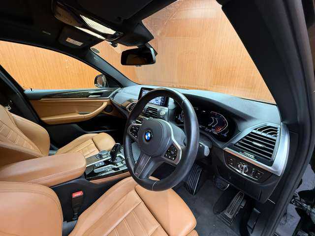 ＢＭＷ ＢＭＷ Ｘ４ xDrive 20d Mスポーツ 千葉県 2020(令2)年 4.8万km サファイアブラックP パノラマＳＲ　/茶革シート　/ＨＵＤ　/ＡＣＣ　/ナビ　/ＴＶ　/３６０°Ｂｌｕｅｔｏｏｔｈ接続　/電動リアゲート　/シートヒーター　/ＬＥＤヘッドライト　/パーキングアシストプラス　/純正２０インチＡＷ　/衝突軽減Ｂ