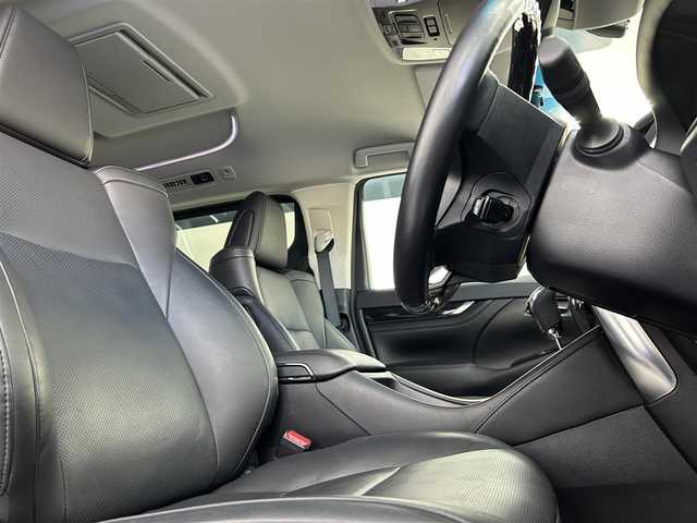 トヨタ アルファードハイブリット SR Cパッケージ 福島県 2019(令1)年 2.3万km ホワイトパールクリスタルシャイン 純正９型ナビＴＶ　両側パワスラ　後席モニター　ヒートシート　エアシート オットマン ドラレコ　バックカメラ ＥＴＣ２．０  コーナーセンサー レーンアシスト クルコン ＬＥＤ 衝撃被害軽減装置  プッシュスタート アイドリングストップ