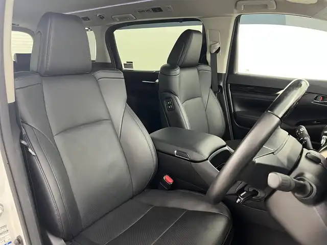 トヨタ アルファードハイブリット SR Cパッケージ 福島県 2019(令1)年 2.3万km ホワイトパールクリスタルシャイン フリップダウンモニター/・純正SDナビゲーション/型式：NSZt-Y68T/【CD/DVD/Bluetooth/フルセグTV】/・バックカメラ/・ETC2.0/・前後ドライブレコーダー/プリクラッシュセーフティ/レーントレーシングアシスト/アダプティブクルーズコントロール/クリアランスソナー/パーキングサポートブレーキ/ロードサインアシスト/電子パーキングブレーキ/・ブレーキオートホールド/アイドリングストップ/両側パワースライドドア/・パワーバックドア/コンビステアリング/・ステアリングスイッチ/・ステアリングヒーター/レザーシート/・運転席＋助手席パワーシート/・運転席メモリーシート/・運転席＋助手席シートヒーター/・運転席＋助手席エアシート/・オットマン/LEDヘッドライト/・オートライト/・フロントフォグライト/ABS/横滑り防止装置/盗難防止装置/純正フロアマット/ドアバイザー/プッシュスタート/・スマートキー/・スペアキー