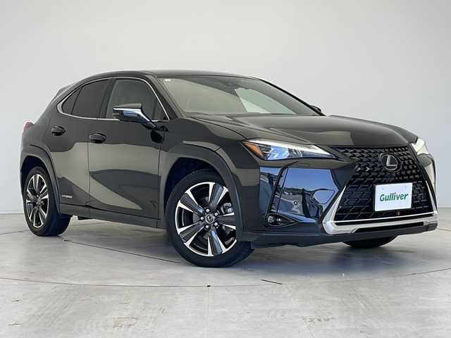 レクサス ＵＸ 250h バージョンL 愛知県 2019(令1)年 6.3万km グラファイトブラックガラスフレーク 衝突軽減システム/純正10型ナビ/全方位カメラ/三眼LEDヘッドライト/レーダークルーズコントロール/シートヒーター/エアシート/フルセグ/CD DVD/Bluetooth/バックカメラ/パワーシート/コーナーセンサー/純正アルミホイール/ETC2.0/ブラインドスポットモニター/ステアリングヒーター/オートマチックハイビーム/置くだけ充電機/ドライブレコーダー/ステアリングスイッチ/スマートキー/プッシュスタート