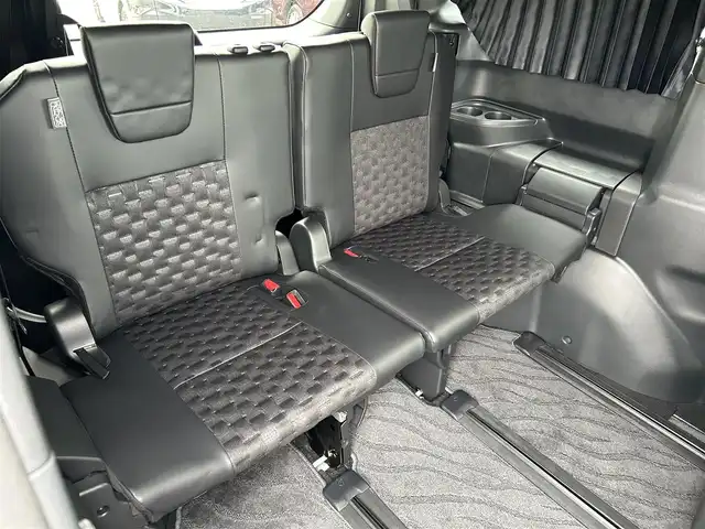 トヨタ ヴォクシー ハイブリッド S－Z 静岡県 2022(令4)年 5.5万km ホワイトパールクリスタルシャイン TOYOTA SAFETY SENSE/・プリクラッシュセーフティ/・レーントレーシングアシスト/・レーダークルーズコントロール/・アダプティブハイビーム/・発進遅れ抑止機能/・レーンチェンジアシスト/純正ナビ/AM FM CD DVD Bluetooth ipod /AppleCarPlay AndroidAuto/ヘッドアップディスプレイ/レザーシート/全席シートヒーター/エアシート/オートブレーキホールド/電動パーキングブレーキ/純正16インチアルミホイール/革巻きステアリング/ステアリングスイッチ/スマートキー＆プッシュスタート/サンシェード/後席カーテン/取扱説明書/フルセグTV　/アラウンドビューモニター/バックモニター/自動駐車システム/ビルトインETC2.0/COMTECドライブレコーダー(HDR361G5)/LEDオートヘッドライト/両側パワースライドドア