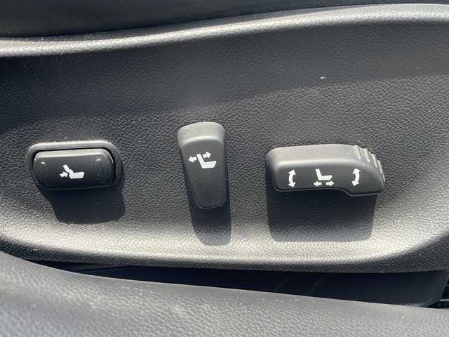 日産 スカイライン 350GT Type P 山梨県 2008(平20)年 7.3万km ブリリアントシルバー 純正ナビ　/ＥＴＣ　/バックカメラ　/黒革シート　/メモリ付きパワーシート　/前席シートヒーター/ドライブレコーダー　/スマートキー　/オートライト　/デュアルエアコン　/横滑り防止　/盗難防止装置　/ＨＩＤヘッドライト