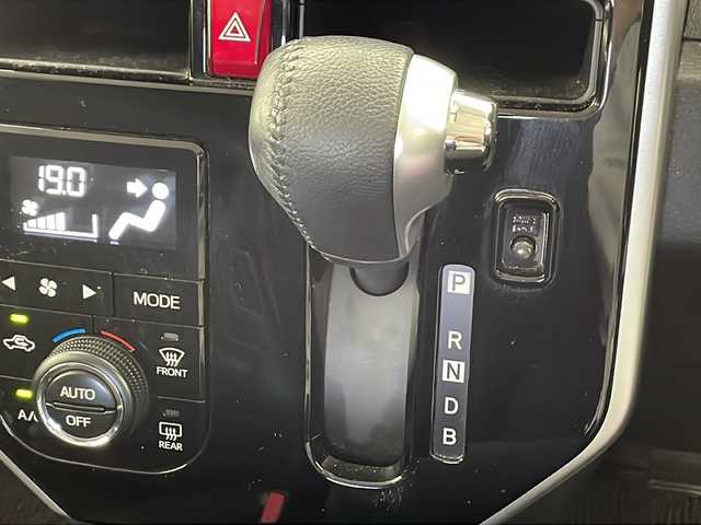 トヨタ タンク カスタムG－T 千葉県 2020(令2)年 1.6万km パールホワイトⅢ 衝突軽減装置/レーンキープアシスト/両側パワースライドドア/純正SDナビ(NSZT-Y68T)/Bluetooth/CD/DVD/AM/FM/バックカメラ/シートヒーター（運転席・助手席）/スマートキー/プッシュスタート/クルーズコントロール/オートマチックハイビーム/LEDヘッドライト