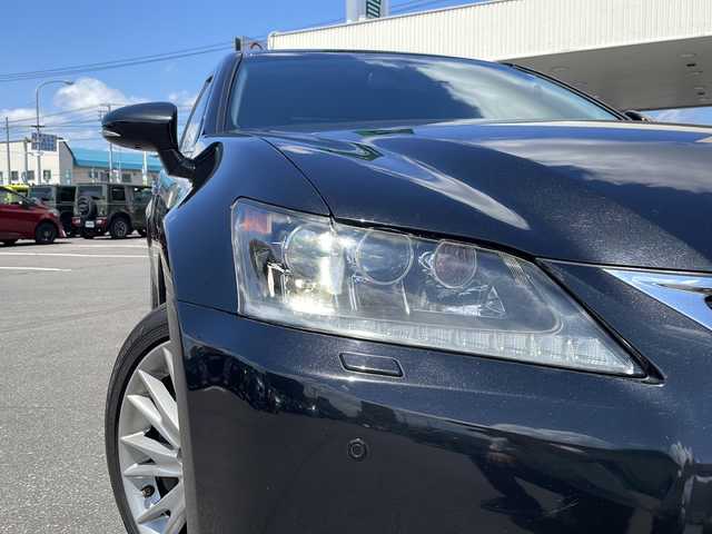 レクサス ＧＳ 350 バージョンL 道北・旭川 2013(平25)年 10.2万km スターライトブラックガラスフレーク ・４WD/・禁煙車/・純正ナビCD/DVD/BT/TV/USB/AUX/・黒革シート/・バックカメラ/・全席シートヒーター/・前席エアシート/・パワーシート/・前席シートメモリー/・パワーシート/・革巻きコンビステアリング/・モード切替ノーマル/エコ/スポーツ/スポーツ＋/・クルーズコントロール/・リアサンシェード/・ミラーヒーター/・リアドアサンシェード/・ドアミラーウインカー/・ヘッドライトウォッシャー/・フォグランプ/・LEDヘッドライト/・電格ミラー/・パドルシフト/・ステアリングスイッチ/・ビルトインETC/・オートエアコン/・スペアキー1個/・カードキー1枚