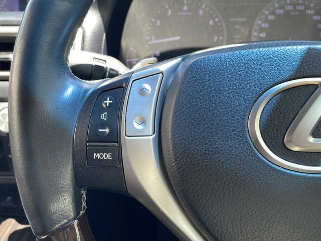 レクサス ＧＳ 350 バージョンL 道北・旭川 2013(平25)年 10.2万km スターライトブラックガラスフレーク ・４WD/・禁煙車/・純正ナビCD/DVD/BT/TV/USB/AUX/・黒革シート/・バックカメラ/・全席シートヒーター/・前席エアシート/・パワーシート/・前席シートメモリー/・パワーシート/・革巻きコンビステアリング/・モード切替ノーマル/エコ/スポーツ/スポーツ＋/・クルーズコントロール/・リアサンシェード/・ミラーヒーター/・リアドアサンシェード/・ドアミラーウインカー/・ヘッドライトウォッシャー/・フォグランプ/・LEDヘッドライト/・電格ミラー/・パドルシフト/・ステアリングスイッチ/・ビルトインETC/・オートエアコン/・スペアキー1個/・カードキー1枚