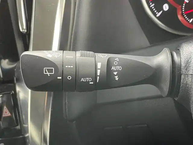 トヨタ ヴェルファイア Z Gエディション 岡山県 2020(令2)年 5.3万km ホワイトパールクリスタルシャイン 純正ディスプライオーディオ/【CD/DVD/USB/Bluetooth/フルセグTV】/ナビ機能付き/純正フリップダウンモニター/バックカメラ/ビルトインETC/純正ドライブレコーダー/両側パワースライドドア/パワーバックドア/黒レザーシート/前席シートヒーター/前席エアシート/N席＆2列目オットマンシート/衝突軽減ブレーキ/レーダークルーズコントロール/レーンキープアシスト/オートハイビーム/LED三眼ヘッドライト/LEDフォグランプ/純正18インチAW