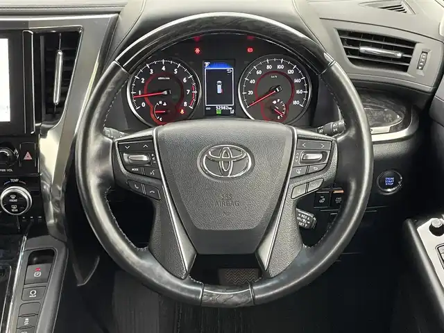 トヨタ ヴェルファイア Z Gエディション 岡山県 2020(令2)年 5.3万km ホワイトパールクリスタルシャイン 純正ディスプライオーディオ/【CD/DVD/USB/Bluetooth/フルセグTV】/ナビ機能付き/純正フリップダウンモニター/バックカメラ/ビルトインETC/純正ドライブレコーダー/両側パワースライドドア/パワーバックドア/黒レザーシート/前席シートヒーター/前席エアシート/N席＆2列目オットマンシート/衝突軽減ブレーキ/レーダークルーズコントロール/レーンキープアシスト/オートハイビーム/LED三眼ヘッドライト/LEDフォグランプ/純正18インチAW