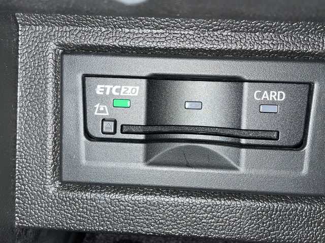 フォルクスワーゲン アルテオン TSI 4モーション Rラインアドバンス 新潟県 2019(平31)年 1.3万km ディープブラックパールエフェクト アダプティブクルーズコントロール/レーンキープアシストシステム/渋滞時追従支援システム/ダイナミックライトアシスト/全周囲カメラ/ETC2.0/駐車支援システム/パークディスタンスコントロール/プリクラッシュブレーキシステム/ESC/ブレーキアシスト/パワーテールゲート/パドルシフト/インテリアアンビエントライト/パワーシート（D席、N席）/シートマッサージ機能（D席）/シートヒーター（全席）/４WD/アイドリングストップ/プッシュスタート/ドライブレコーダー