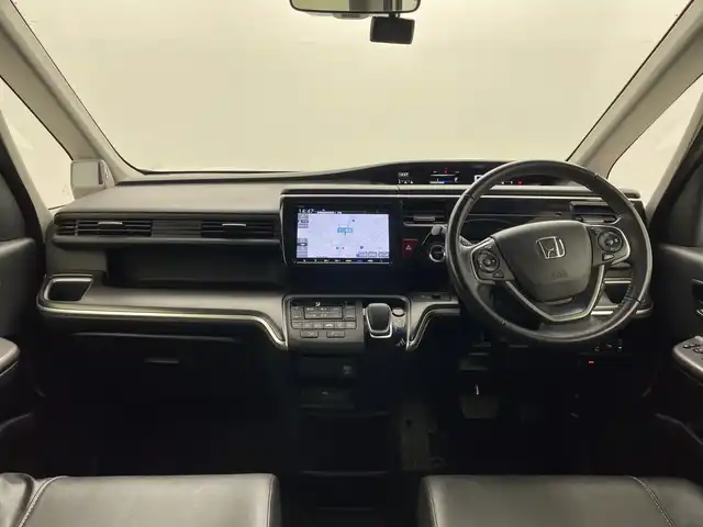 ホンダ ステップワゴン スパーダ ハイブリッド G EX ホンダセンシング 群馬県 2018(平30)年 3.4万km プラチナホワイトパール ホンダセンシング　純正９インチナビ　フルセグＴＶ　バックカメラ　前方ドライブレコーダー　ＥＴＣ　両側パワースライドドア　シートヒーター　純正１６インチアルミ　ＬＥＤヘッドライト　クルーズコントロール