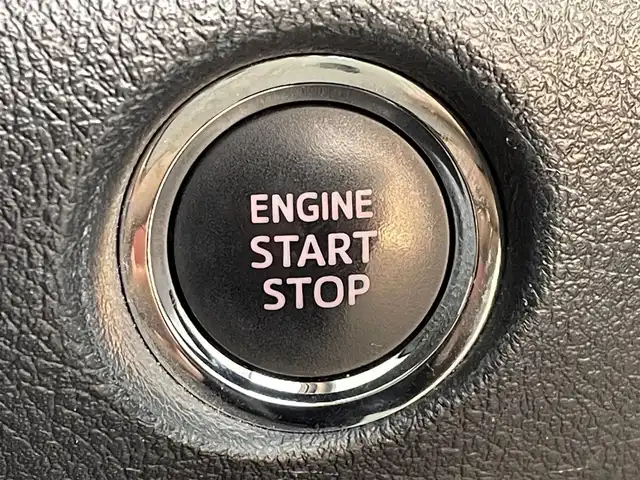 トヨタ シエンタ G クエロ 大分県 2018(平30)年 5.9万km ホワイトパールクリスタルシャイン 純正ナビ/CD/DVD/BT/フルセグ/全方位カメラ/ETC/シートヒーター（D/N）/ステアリングヒーター/ステアリングスイッチ/両側パワースライドドア/オートライト/トヨタセーフティーセンス/・衝突軽減ブレーキ/・レーンキープアシスト/・先行発進お知らせ/・オートハイビーム/モデリスタエアロ（F/S/R）/社外15インチアルミホイール