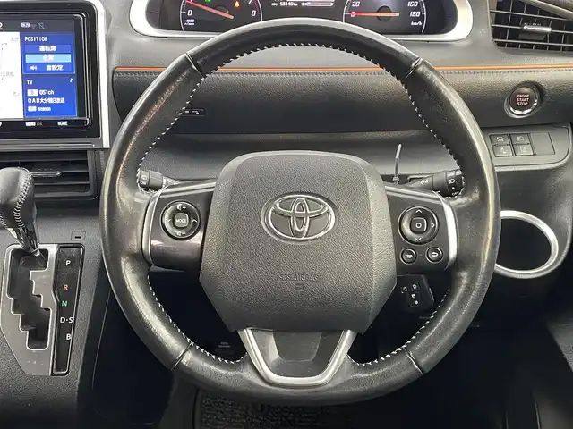 トヨタ シエンタ G クエロ 大分県 2018(平30)年 5.9万km ホワイトパールクリスタルシャイン 純正ナビ/CD/DVD/BT/フルセグ/全方位カメラ/ETC/シートヒーター（D/N）/ステアリングヒーター/ステアリングスイッチ/両側パワースライドドア/オートライト/トヨタセーフティーセンス/・衝突軽減ブレーキ/・レーンキープアシスト/・先行発進お知らせ/・オートハイビーム/モデリスタエアロ（F/S/R）/社外15インチアルミホイール