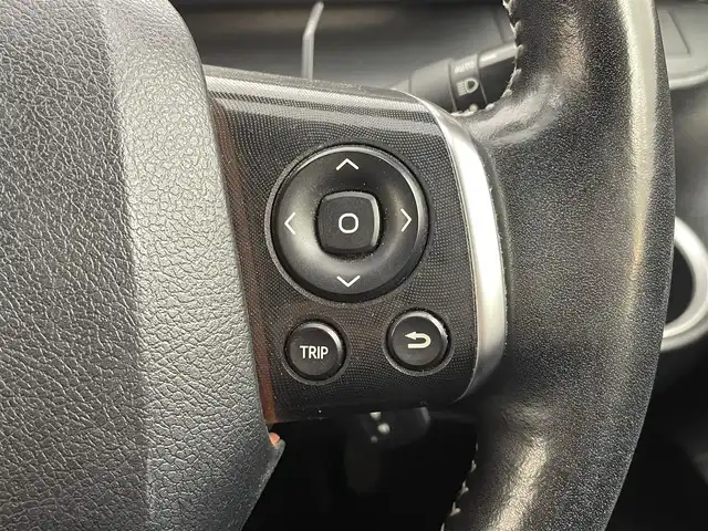 トヨタ シエンタ G クエロ 大分県 2018(平30)年 5.9万km ホワイトパールクリスタルシャイン 純正ナビ/CD/DVD/BT/フルセグ/全方位カメラ/ETC/シートヒーター（D/N）/ステアリングヒーター/ステアリングスイッチ/両側パワースライドドア/オートライト/トヨタセーフティーセンス/・衝突軽減ブレーキ/・レーンキープアシスト/・先行発進お知らせ/・オートハイビーム/モデリスタエアロ（F/S/R）/社外15インチアルミホイール