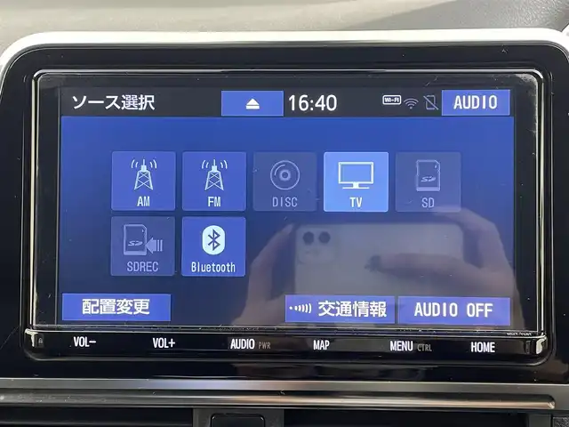 トヨタ シエンタ G クエロ 大分県 2018(平30)年 5.9万km ホワイトパールクリスタルシャイン 純正ナビ/CD/DVD/BT/フルセグ/全方位カメラ/ETC/シートヒーター（D/N）/ステアリングヒーター/ステアリングスイッチ/両側パワースライドドア/オートライト/トヨタセーフティーセンス/・衝突軽減ブレーキ/・レーンキープアシスト/・先行発進お知らせ/・オートハイビーム/モデリスタエアロ（F/S/R）/社外15インチアルミホイール