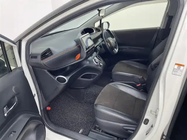 トヨタ シエンタ G クエロ 大分県 2018(平30)年 5.9万km ホワイトパールクリスタルシャイン 純正ナビ/CD/DVD/BT/フルセグ/全方位カメラ/ETC/シートヒーター（D/N）/ステアリングヒーター/ステアリングスイッチ/両側パワースライドドア/オートライト/トヨタセーフティーセンス/・衝突軽減ブレーキ/・レーンキープアシスト/・先行発進お知らせ/・オートハイビーム/モデリスタエアロ（F/S/R）/社外15インチアルミホイール