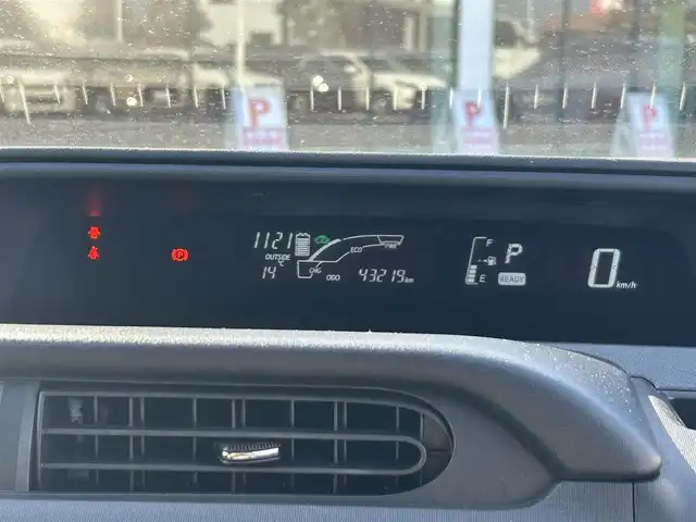 トヨタ アクア G ブラックソフトレザーセレ 栃木県 2017(平29)年 4.4万km スーパーレッドⅤ トヨタセーフティセンスC/・プリクラッシュセーフティシステム/・レーンディパーチャーアラート/・オートマチックハイビーム/純正メモリナビ/TV/CD/Bluetooth/SD/バックカメラ/ビルトインETC/スマートキー/プッシュEgスタート/合皮ブラックソフトレザーシート/シートヒーター/LEDヘッドライト/純正フロアマット/ドライブレコーダー/クルーズコントロール/ステアリングリモコン