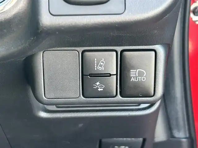 トヨタ アクア G ブラックソフトレザーセレ 栃木県 2017(平29)年 4.4万km スーパーレッドⅤ トヨタセーフティセンスC/・プリクラッシュセーフティシステム/・レーンディパーチャーアラート/・オートマチックハイビーム/純正メモリナビ/TV/CD/Bluetooth/SD/バックカメラ/ビルトインETC/スマートキー/プッシュEgスタート/合皮ブラックソフトレザーシート/シートヒーター/LEDヘッドライト/純正フロアマット/ドライブレコーダー/クルーズコントロール/ステアリングリモコン