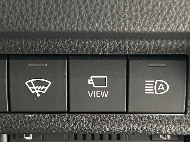 トヨタ ＲＡＶ４ ＰＨＶ G Z 宮城県 2021(令3)年 4.3万km ホワイトパールクリスタルシャイン ガーニッシュ（フロント/サイド/リア）/トヨタセーフティーセンス/・車線逸脱警報装置/・ブラインドスポットモニター/・プリクラッシュセーフティ/・パーキングサポートブレーキ/・ロードサインアシスト/・先行車発進告知機能/純正ナビ/・フルセグTV/・Bluetooth/USB/・全方位カメラ/・2.0ETC/・ドライブレコーダー（前後）/・純正充電ケーブル/・100V充電/アイドリングストップ/電子パーキング/・オートブレーキホールド/革巻きステアリング/・ステアリングスイッチ/レザーシート/・パワーシート（運転席/助手席）/・エアシート（運転席/助手席）/・シートヒーター（運転席/助手席）/LEDヘッドライト/・オートハイビーム/・オートライト/純正フロアマット