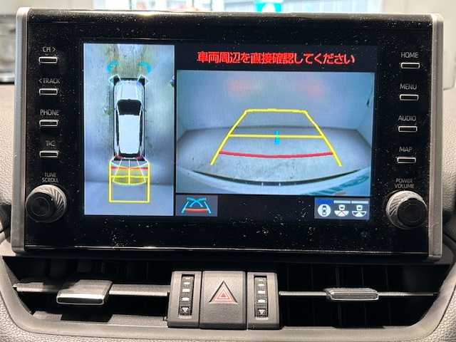 トヨタ ＲＡＶ４ ＰＨＶ G Z 宮城県 2021(令3)年 4.3万km ホワイトパールクリスタルシャイン ガーニッシュ（フロント/サイド/リア）/トヨタセーフティーセンス/・車線逸脱警報装置/・ブラインドスポットモニター/・プリクラッシュセーフティ/・パーキングサポートブレーキ/・ロードサインアシスト/・先行車発進告知機能/純正ナビ/・フルセグTV/・Bluetooth/USB/・全方位カメラ/・2.0ETC/・ドライブレコーダー（前後）/・純正充電ケーブル/・100V充電/アイドリングストップ/電子パーキング/・オートブレーキホールド/革巻きステアリング/・ステアリングスイッチ/レザーシート/・パワーシート（運転席/助手席）/・エアシート（運転席/助手席）/・シートヒーター（運転席/助手席）/LEDヘッドライト/・オートハイビーム/・オートライト/純正フロアマット