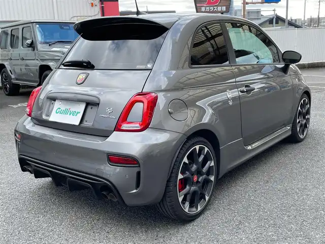 アバルト ５９５ コンペティツィオーネ 神奈川県 2019(令1)年 4.9万km ガンＭ 純正17インチAW/ブレンボブレーキ/レコードモンツァマフラー/ハーフレザーシート/純正ディスプレイオーディオ(USB/BT再生)/ETC/コーナーセンサー/HIDライト/パドルシフト/キーレス/R4/6年整備記録/保証書・取説あり