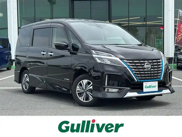 日産 セレナ e－パワー ハイウェイスター V 奈良県 2022(令4)年 3.6万km ダイヤモンドブラック 純正フルセグナビ　/Bluetooth　/ブルーレイ　/全方位モニター　/フリップダウンモニター　/電動パーキングブレーキ /ブレーキホールド　/デジタルインナーミラー　/前後ドライブレコーダー　/ブラインドスポットモニター/Wエアコン/ETC