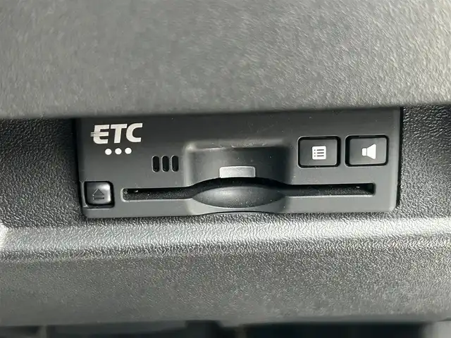 スズキ ジムニー XC 大阪府 2021(令3)年 3万km ジャングルグリーン 純正ナビ/  フルセグTV/CD/DVD/Bluetooth/衝突軽減ブレーキ/横滑り防止装置/前席シートヒーター/クルーズコントロール/レーンキープアシスト/ダウンヒルアシストコントロール/オートマチックハイビーム/純正16インチアルミホイール/純正フロアマット/プッシュスタート/スマートキー/ＥＴＣ/ＬＥＤ/禁煙車