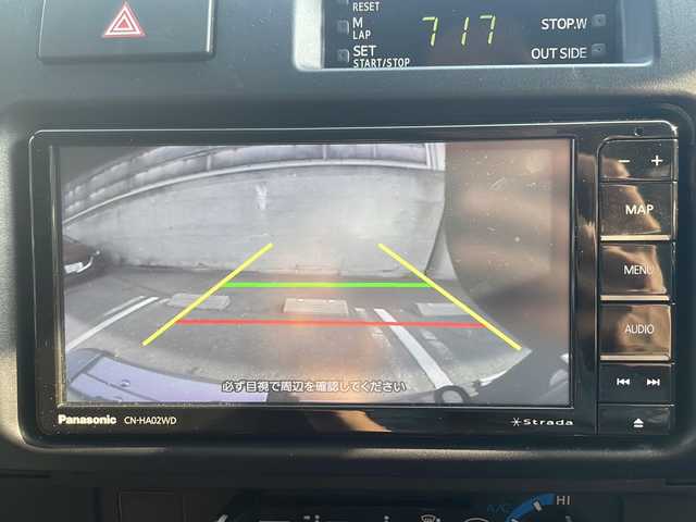 トヨタ ランドクルーザー 愛知県 2015(平27)年 6.8万km シルバーM ARBバンパー/社外ナビ/バックカメラ/フルセグTV・Bluetooth・CD・DVD/革調シートカバー/デフロック/リモコンキー/純正16インチアルミホイール/背面タイヤ/背面タイヤカバー/ETC/純正フロアマット/保証書/取扱説明書