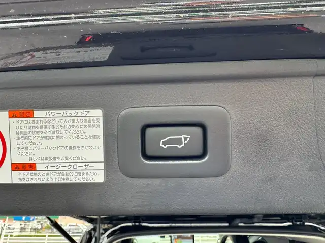 トヨタ アルファード S Cパッケージ 滋賀県 2022(令4)年 3.3万km ブラック ワンオーナー/サンルーフ/純正ディスプレイオーディオ/フルセグ Bluetooth DVD CD AM FM/Tコネクトナビキット/CD・DVDデッキ/バックカメラ/純正フリップダウンモニター/Toyota Safety Sense /プリクラッシュセーフティ/レーントレーシングアシスト［LTA］/レーダークルーズコントロール（全車速追従機能付）/ロードサインアシスト［RSA］/アダプティブハイビームシステム［AHS］/オートマチックハイビーム［AHB］/先行車発進告知機能［TMN］/ドライブレコーダー前後/両側パワースライドドア/ビルトインETC/スペアタイヤ/パワーバックドア/純正18インチアルミ/純正フロアマット/スマートキー×2/プッシュスタート/