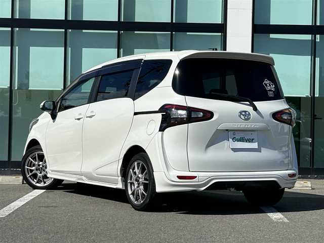 トヨタ シエンタ G 和歌山県 2016(平28)年 9.8万km ホワイトパールクリスタルシャイン TRDフルエアロ/純正ナビ/バックカメラ/プリクラッシュセーフティー/車線逸脱抑制機能/横滑り防止機能/社外アルミホイール/ETC/ドライブレコーダー/アイドリングストップ/革巻きステアリング