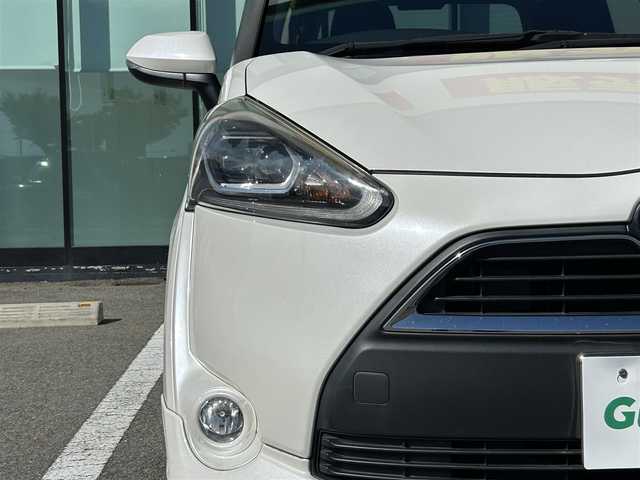 トヨタ シエンタ G 和歌山県 2016(平28)年 9.8万km ホワイトパールクリスタルシャイン TRDフルエアロ/純正ナビ/バックカメラ/プリクラッシュセーフティー/車線逸脱抑制機能/横滑り防止機能/社外アルミホイール/ETC/ドライブレコーダー/アイドリングストップ/革巻きステアリング