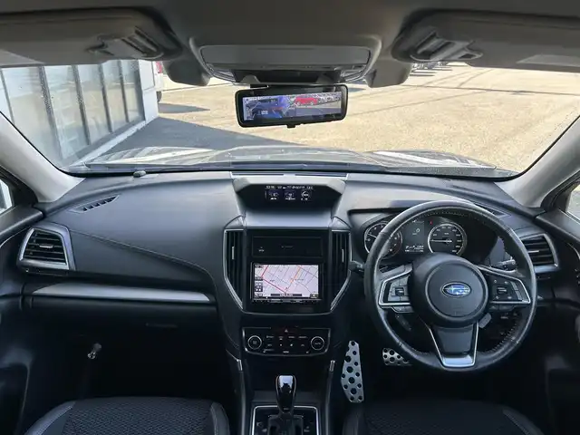 スバル フォレスター プレミアム 道央・札幌 2019(令1)年 4.4万km ダークブルーパール ４WD/ワンオーナー/社外メモリーナビ/CD/DVD/BT/フルセグ/社外フリップダウンモニター/アイサイト/衝突被害軽減ブレーキ/横滑り防止装置/レーダークルーズコントロール/レーンキープアシスト/リアパーキングセンサー/ブラインドスポットモニター/フロント/サイド/バックカメラ/ビルトインETC/ドライブレコーダー/XMODE/SI-DRIVE/SRH/アイドリングストップ/パワーバックドア/前席パワーシート/D席メモリーシート/全席シートヒーター/ハーフレザーシート/革巻きステアリング/ステアリングリモコン/パドルシフト/ハンドルヒーター/プッシュスタート/スマートキー/LEDヘッドライト/オートライト/フォグランプ/電動格納ミラー/ヒーテッドドアミラー/ウィンカーミラー/フロアマット/ドアバイザー