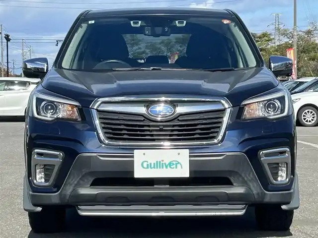 スバル フォレスター プレミアム 道央・札幌 2019(令1)年 4.4万km ダークブルーパール ４WD/ワンオーナー/社外メモリーナビ/CD/DVD/BT/フルセグ/社外フリップダウンモニター/アイサイト/衝突被害軽減ブレーキ/横滑り防止装置/レーダークルーズコントロール/レーンキープアシスト/リアパーキングセンサー/ブラインドスポットモニター/フロント/サイド/バックカメラ/ビルトインETC/ドライブレコーダー/XMODE/SI-DRIVE/SRH/アイドリングストップ/パワーバックドア/前席パワーシート/D席メモリーシート/全席シートヒーター/ハーフレザーシート/革巻きステアリング/ステアリングリモコン/パドルシフト/ハンドルヒーター/プッシュスタート/スマートキー/LEDヘッドライト/オートライト/フォグランプ/電動格納ミラー/ヒーテッドドアミラー/ウィンカーミラー/フロアマット/ドアバイザー