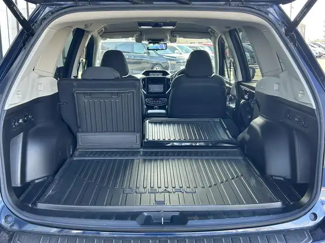 スバル フォレスター プレミアム 道央・札幌 2019(令1)年 4.4万km ダークブルーパール ４WD/ワンオーナー/社外メモリーナビ/CD/DVD/BT/フルセグ/社外フリップダウンモニター/アイサイト/衝突被害軽減ブレーキ/横滑り防止装置/レーダークルーズコントロール/レーンキープアシスト/リアパーキングセンサー/ブラインドスポットモニター/フロント/サイド/バックカメラ/ビルトインETC/ドライブレコーダー/XMODE/SI-DRIVE/SRH/アイドリングストップ/パワーバックドア/前席パワーシート/D席メモリーシート/全席シートヒーター/ハーフレザーシート/革巻きステアリング/ステアリングリモコン/パドルシフト/ハンドルヒーター/プッシュスタート/スマートキー/LEDヘッドライト/オートライト/フォグランプ/電動格納ミラー/ヒーテッドドアミラー/ウィンカーミラー/フロアマット/ドアバイザー