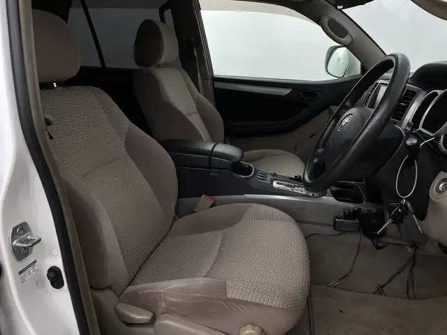 トヨタ ハイラックス サーフ SSR－X 新潟県 2004(平16)年 15.7万km ホワイトパールクリスタルシャイン ディーゼルターボ/4WD/純正カラードステップ/JAOSバンパーガード/メモリナビ/フルセグ/バックカメラ/Bluetooth/社外17インチAW/ドライブレコーダー/キーレス/HID/保証書/取説