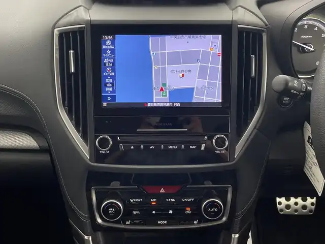 スバル フォレスター プレミアム 鹿児島県 2018(平30)年 2万km クリスタルホワイトP メーカーナビゲーション/フルセグ BT CD DVD SD/DIATONE SOUND/ブラインドスポットモニター/パドルシフト/ハンドルヒーター/D/N席パワーシート/D席メモリーシート/デジタルインナーミラー/電子パーキング/AUTO HOLD/ルーフレール/革巻きステアリング/ステアリングリモコン/LEDヘッドライト/フォグライト/AUTOライト