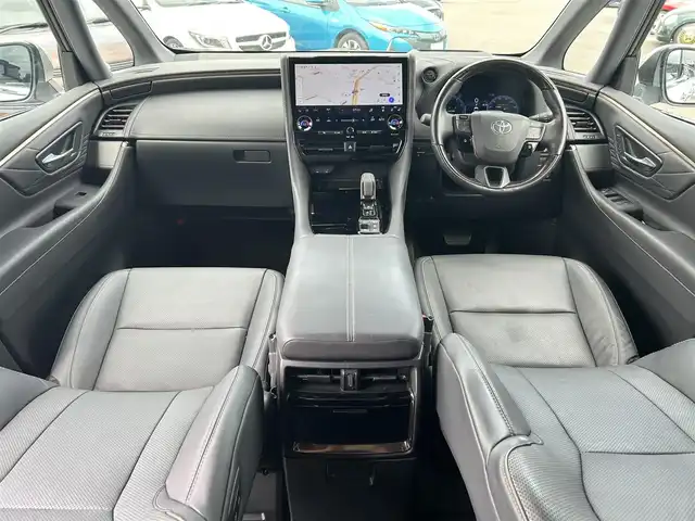 トヨタ アルファードハイブリット Z 愛知県 2023(令5)年 4.9万km プラチナホワイトパールマイカ 左右独立ムーンルーフ/デジタルインナーミラー /モデリスタエアロ（F・S・R）/モデリスタガーニッシュ/純正ディスプレイオーディオ、ナビ/フルセグTV/BT/HDMI/パノラミックビューモニター/ビルトイン2.0ETC/純正18インチAW/トヨタチームメイト/トヨタセーフティセンス/ブラインドスポットモニター/ヘッドアップディスプレイ/レーダークルーズコントロール/両側パワースライドドア /パワーバックドア/置くだけ充電/AC100V電源/前後ドライブレコーダー
