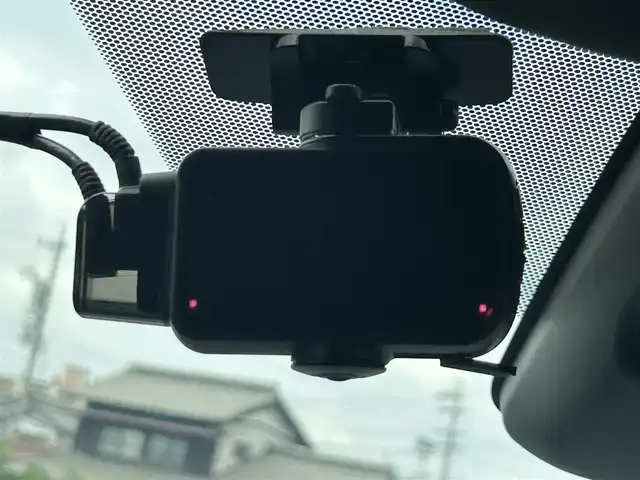 トヨタ アルファードハイブリット Z 愛知県 2023(令5)年 4.9万km プラチナホワイトパールマイカ 左右独立ムーンルーフ/デジタルインナーミラー /モデリスタエアロ（F・S・R）/モデリスタガーニッシュ/純正ディスプレイオーディオ、ナビ/フルセグTV/BT/HDMI/パノラミックビューモニター/ビルトイン2.0ETC/純正18インチAW/トヨタチームメイト/トヨタセーフティセンス/ブラインドスポットモニター/ヘッドアップディスプレイ/レーダークルーズコントロール/両側パワースライドドア /パワーバックドア/置くだけ充電/AC100V電源/前後ドライブレコーダー