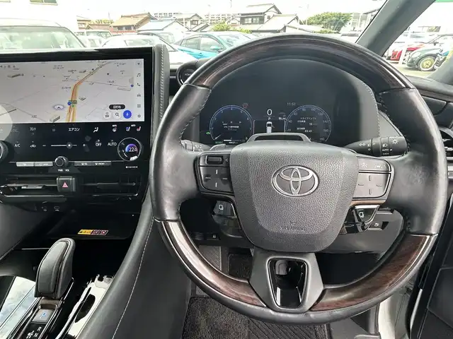 トヨタ アルファードハイブリット Z 愛知県 2023(令5)年 4.9万km プラチナホワイトパールマイカ 左右独立ムーンルーフ/デジタルインナーミラー /モデリスタエアロ（F・S・R）/モデリスタガーニッシュ/純正ディスプレイオーディオ、ナビ/フルセグTV/BT/HDMI/パノラミックビューモニター/ビルトイン2.0ETC/純正18インチAW/トヨタチームメイト/トヨタセーフティセンス/ブラインドスポットモニター/ヘッドアップディスプレイ/レーダークルーズコントロール/両側パワースライドドア /パワーバックドア/置くだけ充電/AC100V電源/前後ドライブレコーダー