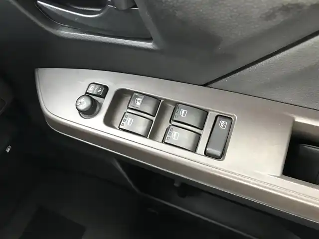 トヨタ ルーミー X 鳥取県 2021(令3)年 4.7万km パールホワイトⅢ 純正ナビ/AM/FM/BT/バックカメラ・ETC/衝突被害軽減システム/レーンキープアシスト/前後クリアランスソナー/片側パワースライドドア/前方ドライブレコーダー/オートハイビーム/オートライト/ステアリングスイッチ/フロアマット/ドアバイザー/プッシュエンジンスタート/アイドリングストップ/スマートキー
