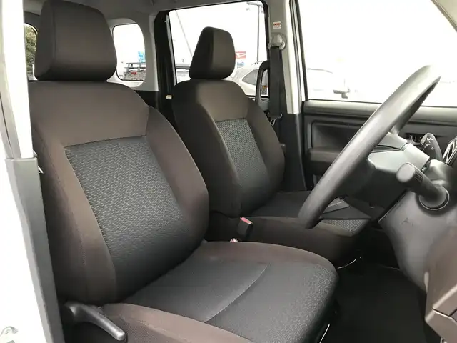 トヨタ ルーミー X 鳥取県 2021(令3)年 4.7万km パールホワイトⅢ 純正ナビ/AM/FM/BT/バックカメラ・ETC/衝突被害軽減システム/レーンキープアシスト/前後クリアランスソナー/片側パワースライドドア/前方ドライブレコーダー/オートハイビーム/オートライト/ステアリングスイッチ/フロアマット/ドアバイザー/プッシュエンジンスタート/アイドリングストップ/スマートキー