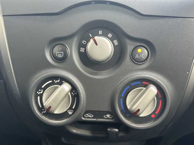 日産 ノート X FOUR Vセレ +セーフ 石川県 2014(平26)年 4.8万km ダークメタルグレー 4WD/ワンオーナー/エマージェンシーブレーキ/VDC/車線逸脱警報/純正SDナビゲーション/【CD/DVD/Bluetooth/フルセグTV】/アラウンドビューモニターセット/踏み間違い衝突防止アシスト/フロント、バックソナー/アラウンドビューモニター/ETC/インテリジェントキー/プッシュエンジンスタート/純正ホイール付きスタッドレス4本積込/保証書/取説/スペアキー