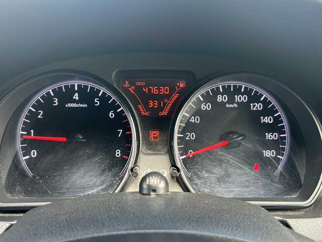 日産 ノート X FOUR Vセレ +セーフ 石川県 2014(平26)年 4.8万km ダークメタルグレー 4WD/ワンオーナー/エマージェンシーブレーキ/VDC/車線逸脱警報/純正SDナビゲーション/【CD/DVD/Bluetooth/フルセグTV】/アラウンドビューモニターセット/踏み間違い衝突防止アシスト/フロント、バックソナー/アラウンドビューモニター/ETC/インテリジェントキー/プッシュエンジンスタート/純正ホイール付きスタッドレス4本積込/保証書/取説/スペアキー