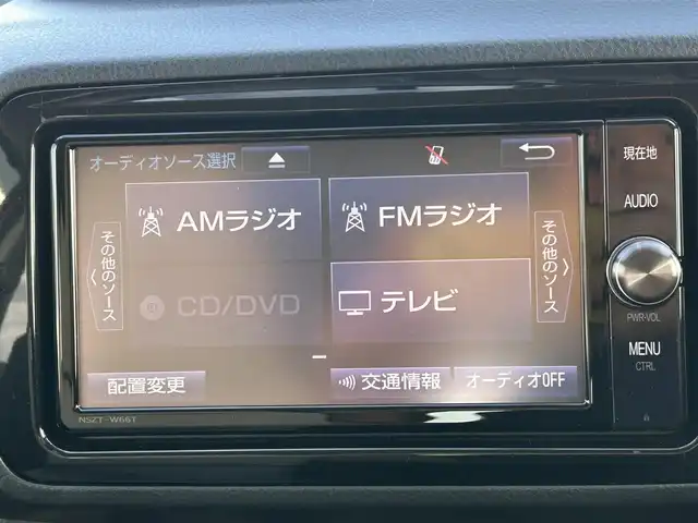 トヨタ ヴィッツ F 岩手県 2018(平30)年 0.3万km オレンジM 純正ナビ　バックカメラ　Ｂｌｕｅｔｏｏｔｈ　ＣＤ／ＤＶＤ再生　フルセグ　ビルトインＥＴＣ２．０　スマートキー　プッシュスタート　純正フロアマット　アイドリングストップ　ドライブレコーダー　ＡＢＳ