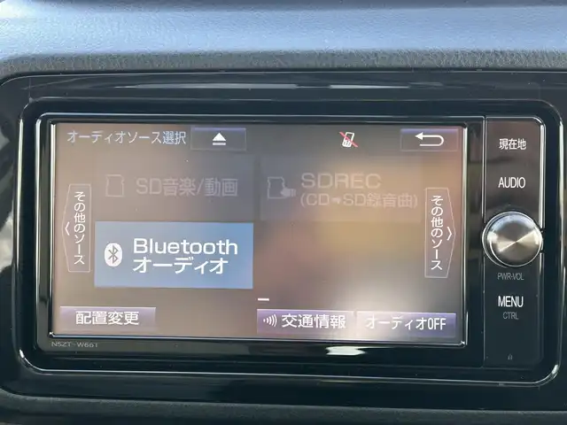 トヨタ ヴィッツ F 岩手県 2018(平30)年 0.3万km オレンジM 純正ナビ　バックカメラ　Ｂｌｕｅｔｏｏｔｈ　ＣＤ／ＤＶＤ再生　フルセグ　ビルトインＥＴＣ２．０　スマートキー　プッシュスタート　純正フロアマット　アイドリングストップ　ドライブレコーダー　ＡＢＳ