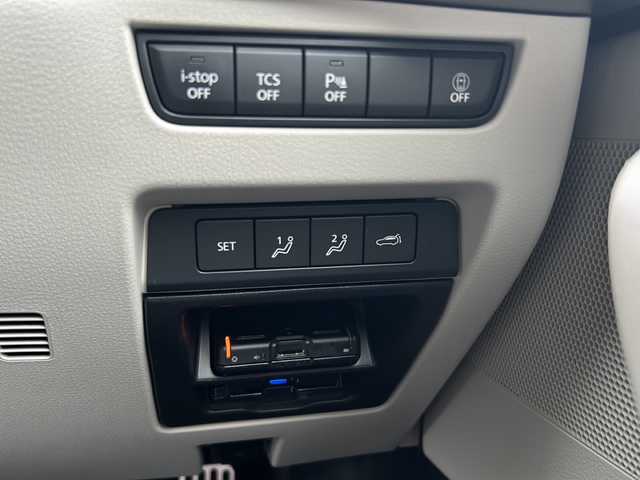 マツダ ＣＸ－６０ XD エクスクルーシブモード 三重県 2023(令5)年 2.7万km マシーングレープレミアムM 1オーナー/スマートブレーキサポート/誤発進抑制制御/車線逸脱警報システム/降車支援機能付ブラインドスポットモニタリング/レーンキープアシストシステム/緊急時車線維持支援/接近車両検知/レーダークルーズコントロール/クルージングトラフィックサポート/パノラマサンルーフ/BOSEサウンドシステム/純正12.3型SDナビ/フルセグTV/【Bluetooth/USB/スマホ連携】/360°ビューカメラ/ETC/前後ドライブレコーダー/ワイヤレス充電/ヘッドアップディスプレイ/AC100V電源/パワーバックドア/レザーシート/D/N席パワーシート/D/N席シートベンチレーション/全席シートヒーター/ステアリングヒーター/オートライト/アダプティブLEDヘッドランプ/235/50R20インチ純正AW/プッシュスタート/スマートキー/フロアマット