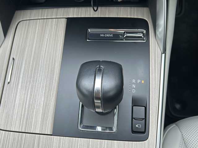 マツダ ＣＸ－６０ XD エクスクルーシブモード 三重県 2023(令5)年 2.7万km マシーングレープレミアムM 1オーナー/スマートブレーキサポート/誤発進抑制制御/車線逸脱警報システム/降車支援機能付ブラインドスポットモニタリング/レーンキープアシストシステム/緊急時車線維持支援/接近車両検知/レーダークルーズコントロール/クルージングトラフィックサポート/パノラマサンルーフ/BOSEサウンドシステム/純正12.3型SDナビ/フルセグTV/【Bluetooth/USB/スマホ連携】/360°ビューカメラ/ETC/前後ドライブレコーダー/ワイヤレス充電/ヘッドアップディスプレイ/AC100V電源/パワーバックドア/レザーシート/D/N席パワーシート/D/N席シートベンチレーション/全席シートヒーター/ステアリングヒーター/オートライト/アダプティブLEDヘッドランプ/235/50R20インチ純正AW/プッシュスタート/スマートキー/フロアマット